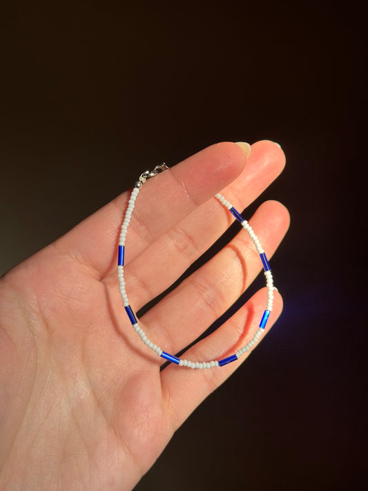 White and Blue Beaded Single Strand Bracelet