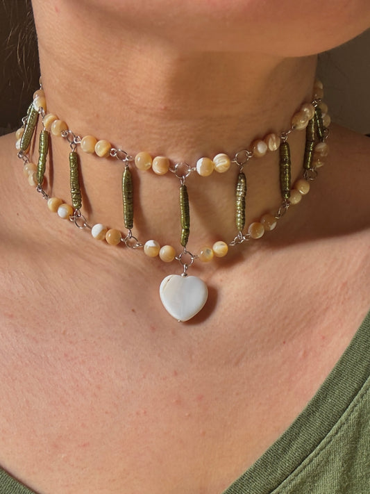 Olive Stick Pearl Choker